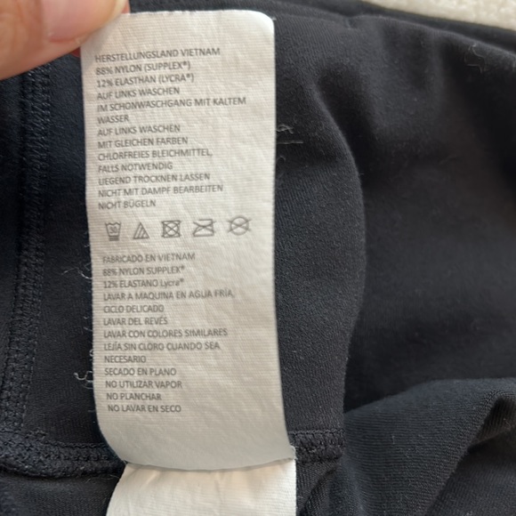 Prana Black Leggings, Size Medium - Picture 7 of 13